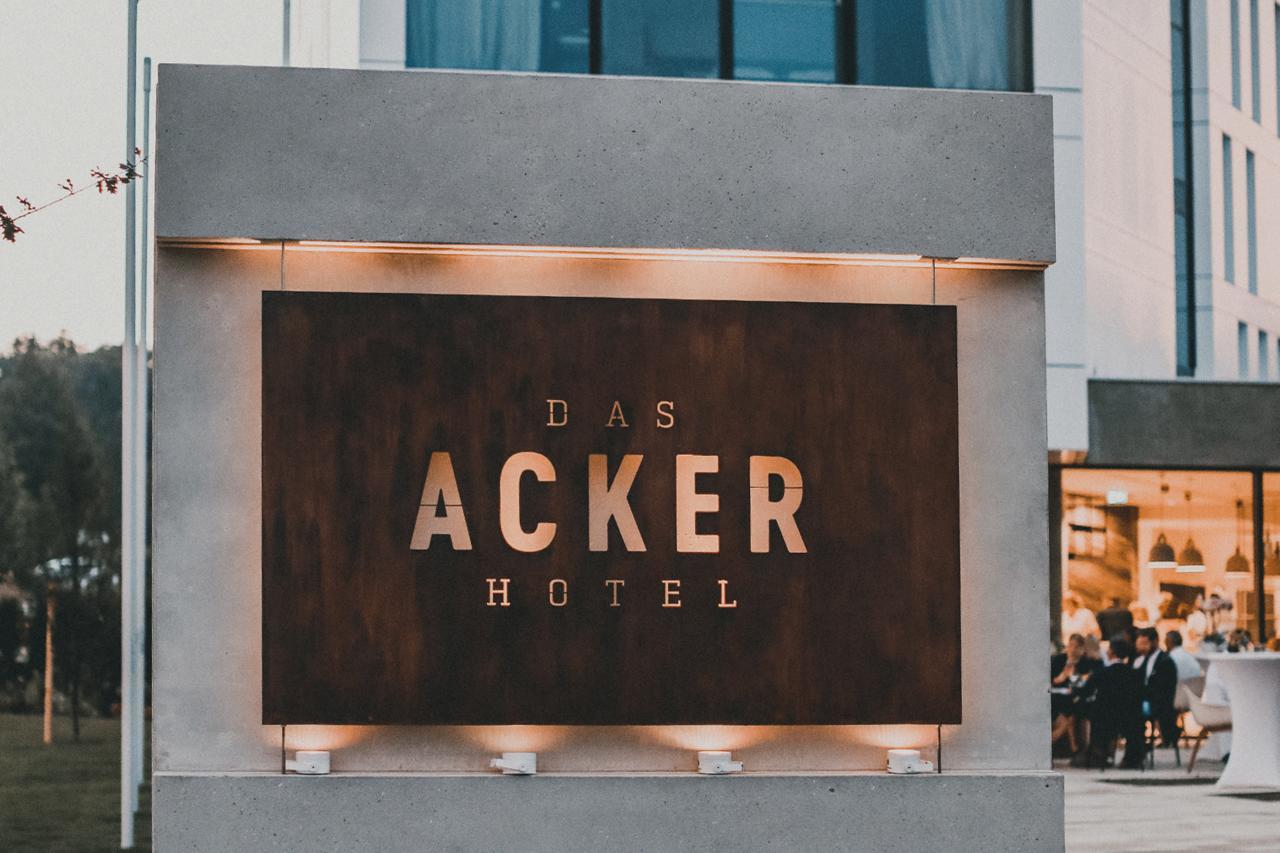 Das Acker Hotel ノイブルク・アン・デア・ドナウ エクステリア 写真